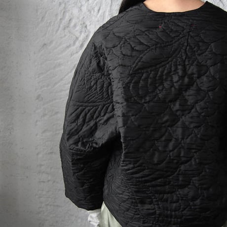 TOWAVASE silk quilt jacket (black)