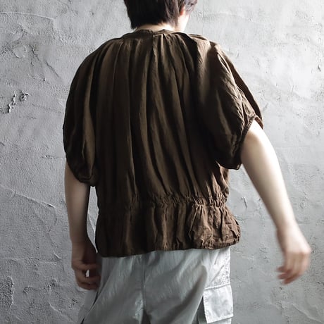 Tabrik linen puff blouse (doro-zome)
