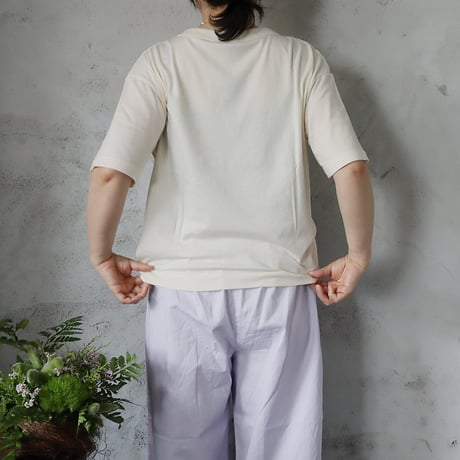 Le pivot organic cotton boatneck T (charcoal/ivory)