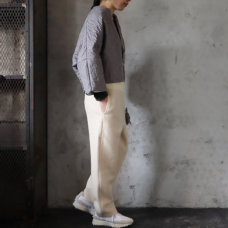 TOWAVASE silk quilt jacket (gray)