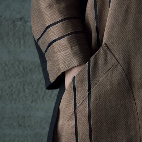 NATIVE VILLAGE linen mesh coat