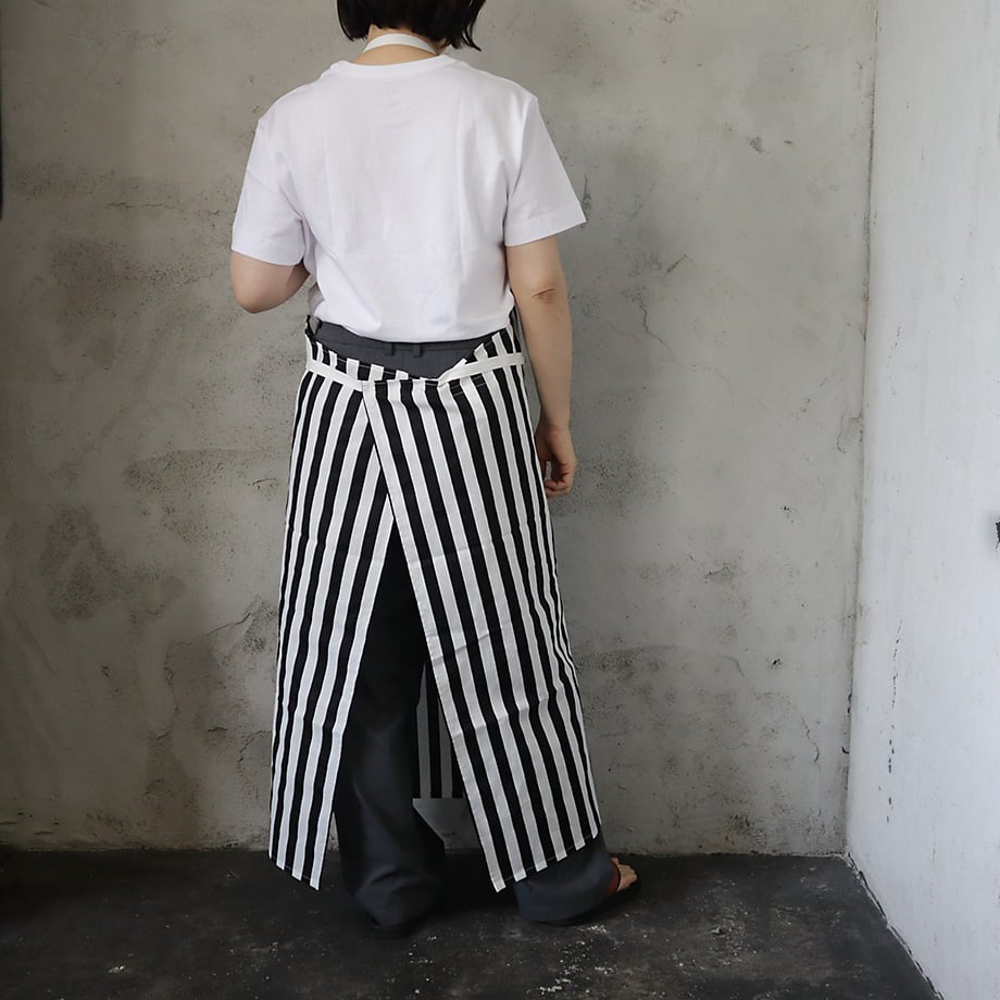 R&D.M.Co- deck-chair stripe apron(black) | nii-