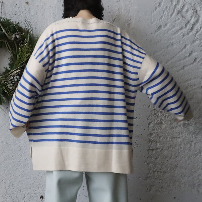 TOWAVASE Basque pullover (ivory x blue) | nii-B