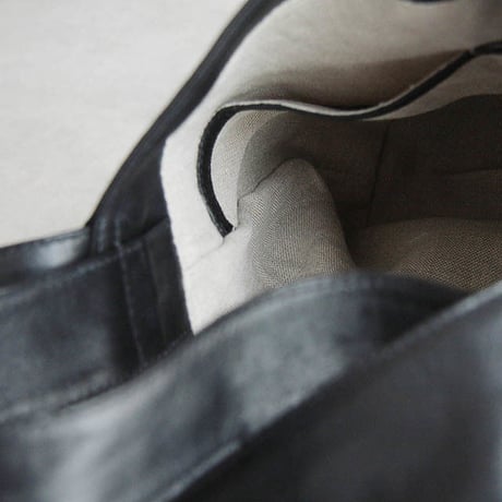 TIDIDAY and AUGUST shoulder bag S