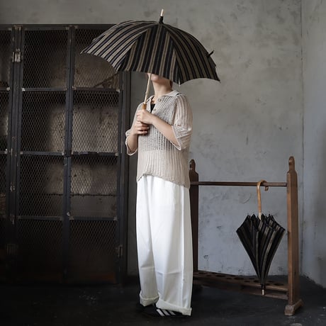 Tabrik parasol with bamboo ring (black x beige stripe)
