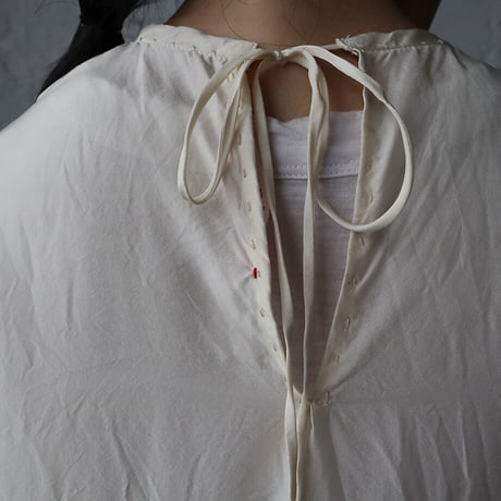 TOWAVASE Collier dress (ivory)