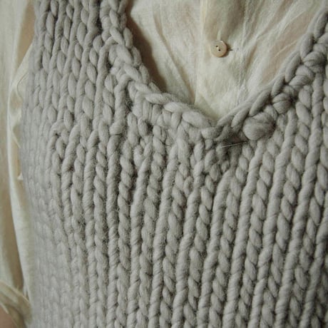 chiihao x nii-B peru vest beige