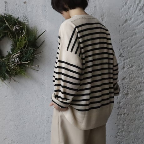 TOWAVASE Basque pullover (ivory x black)