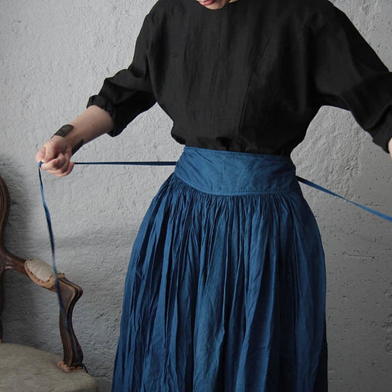 Tabrik タブリク　泥藍染め コットンシルク ギャザー 巻きスカート Tabrik gathered skirt (hon-aizome A) | nii-B |