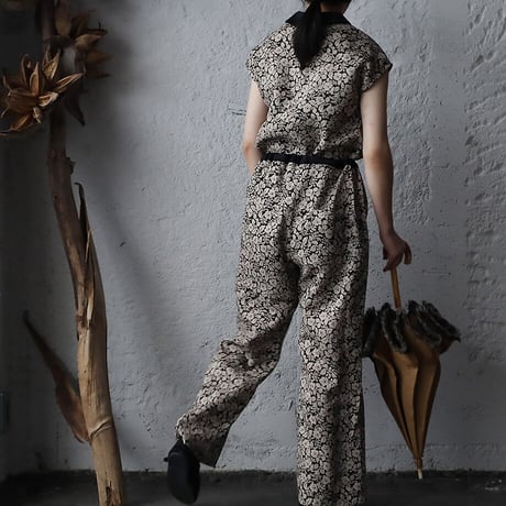 R&D.M.Co- wild berry string pants