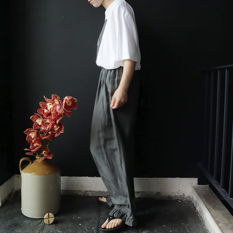 TOWAVASE Volant silk pants (darkgray)