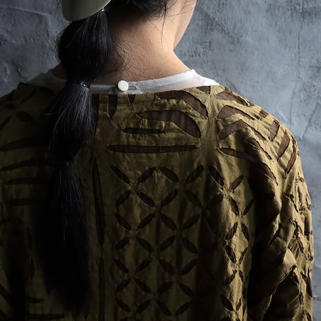 saruche hand cutwork long jacket (dark chai)