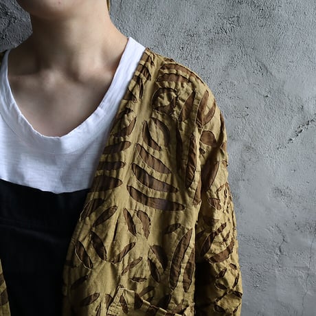 saruche hand cutwork short jacket (dark chai)