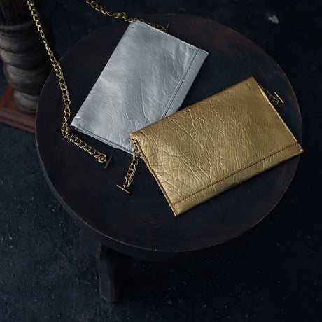 chiihao x nii-B poche onecolor  metallic