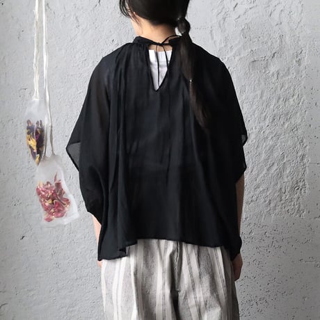 .less momonga blouse (black)