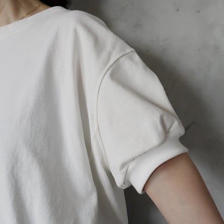 Le pivot halfsleeve sweat (offwhite/black)