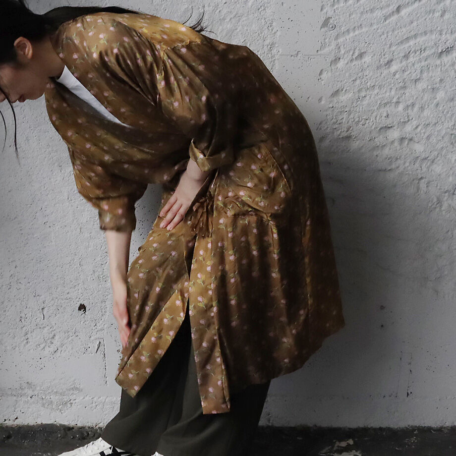 TOWAVASE sarasa silk robe Louis (camel) | nii-B TOWAVASE sarasa silk robe Louis (camel) | nii-B