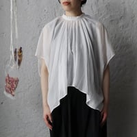 .less momonga blouse (off white)