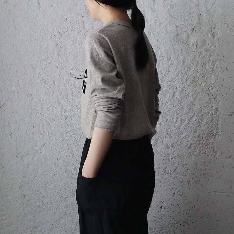 【美品‼︎】R&D.M.CO. ロゴ入り長袖Tシャツ 2025年最新】R＆D.M.Co- レディース 長袖 Tシャツ・カットソーの