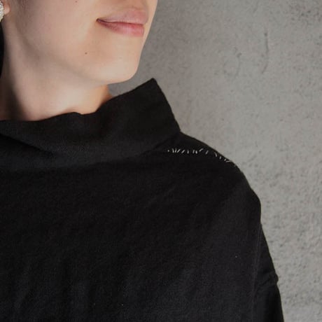 TOWAVASE fisher woman's shirt black