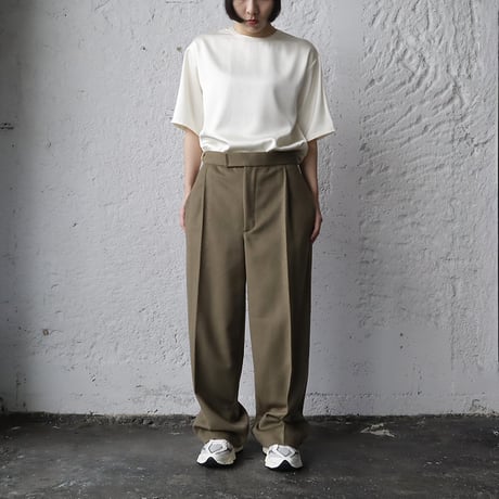 NOTA one tuck straight pants (khaki)