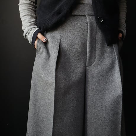 NOTA pantacourt (gray)