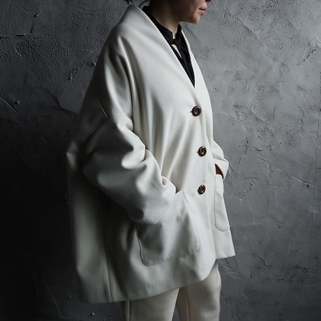 .less  cocoon coat (offwhite)