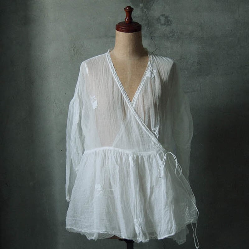 TOWAVASE Eva blouse white | nii-B | WEBSHOP