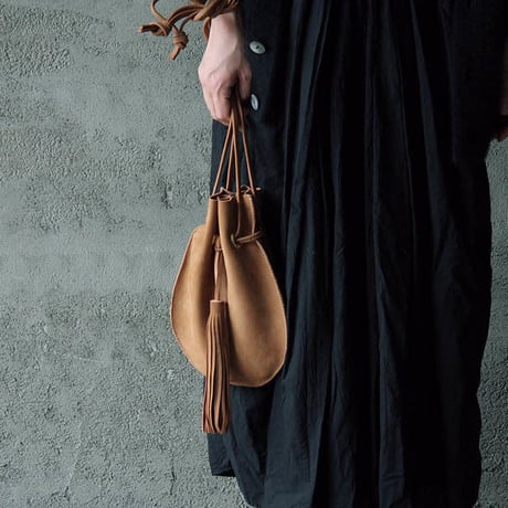 chiihao   round pochette camel