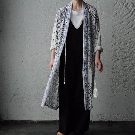 TOWAVASE ceramic blue robe
