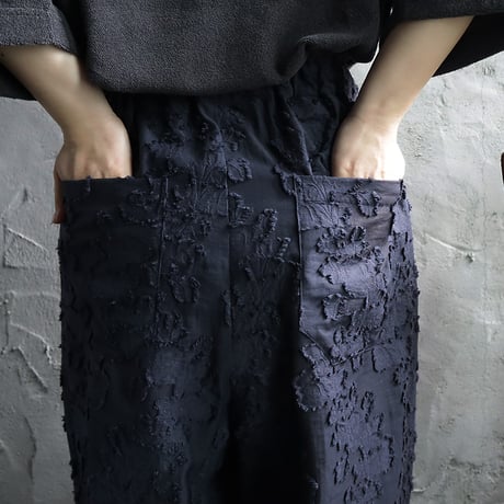 .less cut jacquard pants (navy)
