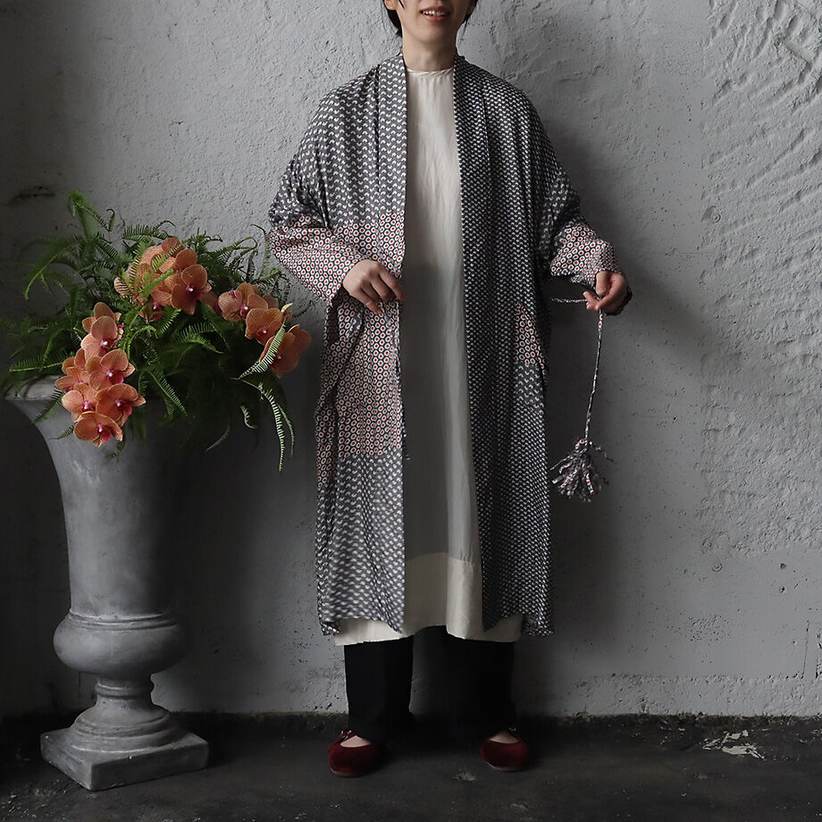 TOWAVASE sarasa silk robe (gray) | nii-B | WEBSHOP