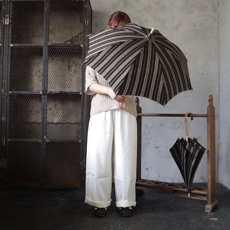 Tabrik parasol with bamboo ring (black x beige stripe)