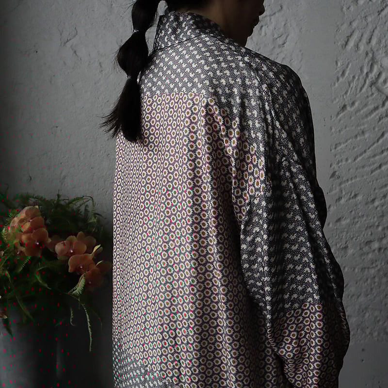 TOWAVASE sarasa silk robe (gray) | nii-B | WEBSHOP TOWAVASE sarasa silk robe (gray) | nii-B | WEBSHOP