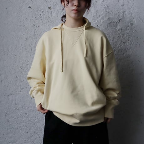 ànuke over sweat parka (cream)