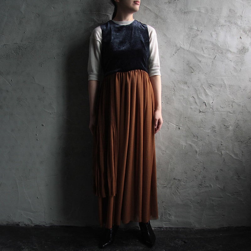 Tabrik no sleeve dress (navy x brown) | nii-B Tabrik no sleeve dress (navy x brown) | nii-B