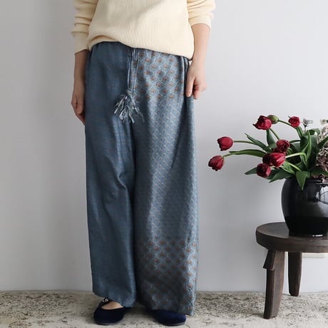 TOWAVASE sarasa silk pants (blue)