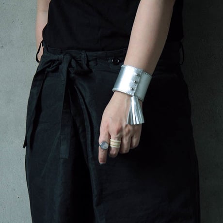 chiihao x nii-B tassel bangle silver