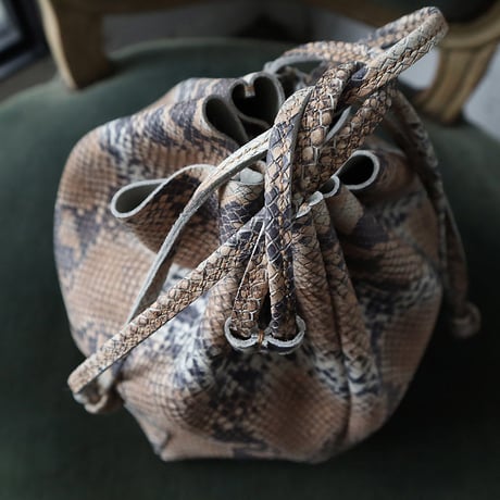 chiihao squeeze bag (L)  python