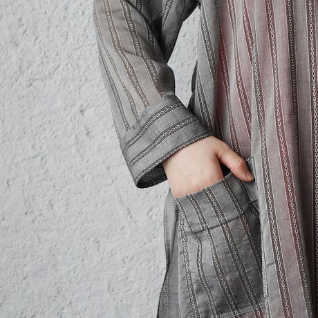 NOTA  N19 gown (gray  stripe)
