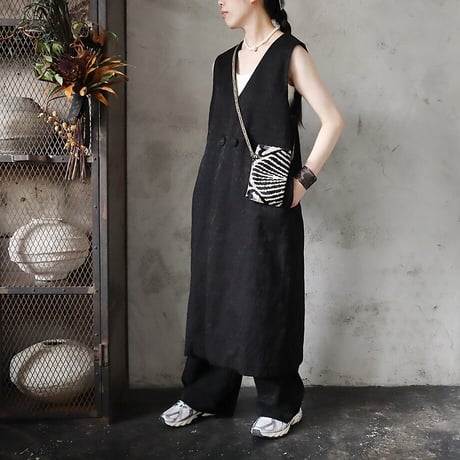 .less jacquard long  gilet (black)