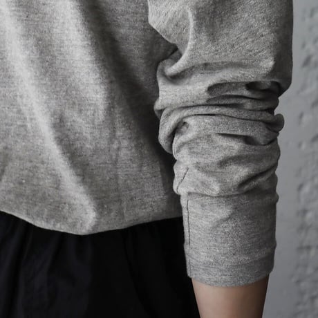 R&D.M.Co- logo T-shirt (white/natural/gray/black)