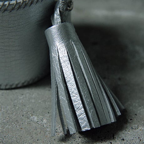 chiihao x nii-B tassel bangle silver