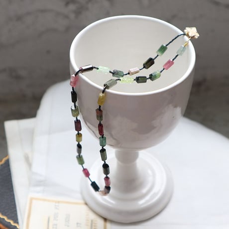 MAISON RUBUS. Ombre necklace
