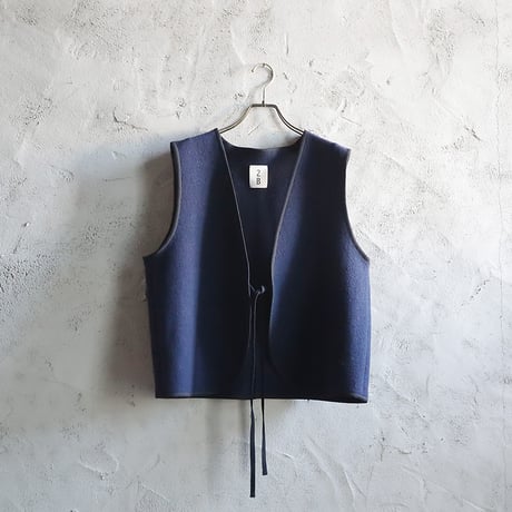 2B wool short gilet (navy)