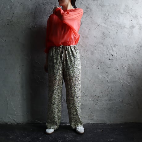 Le pivot flower print  rough pants (beige mix)