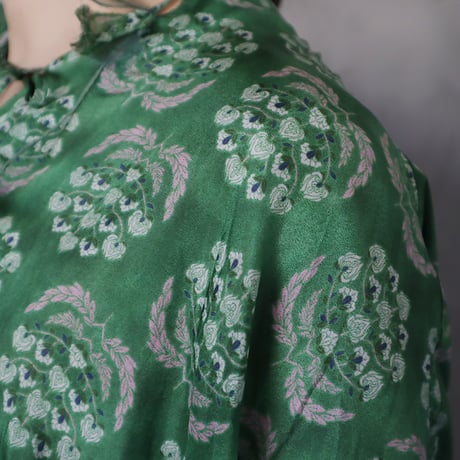 TOWAVASE sarasa silk blouse charlotte (mossgreen)