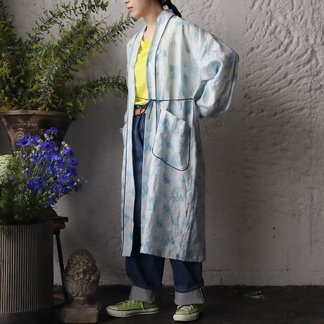 TOWAVASE Frais linen robe (blue)