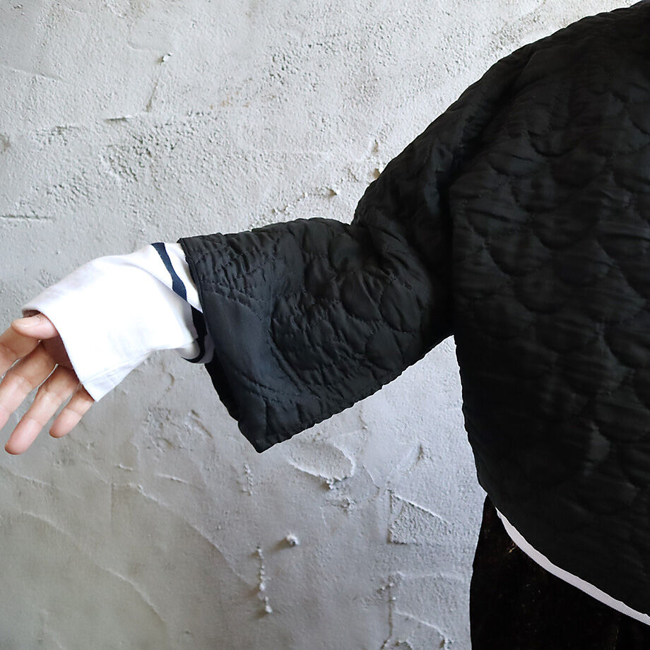TOWAVASE silk quilt jacket (black) | nii-B | WE TOWAVASE silk quilt jacket (black) | nii-B | WE