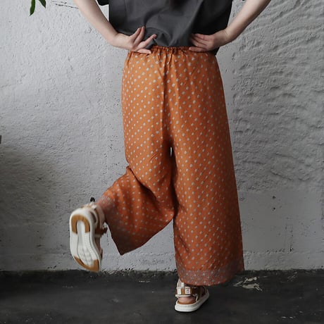 TOWAVASE silk pants Bonbon (camel)